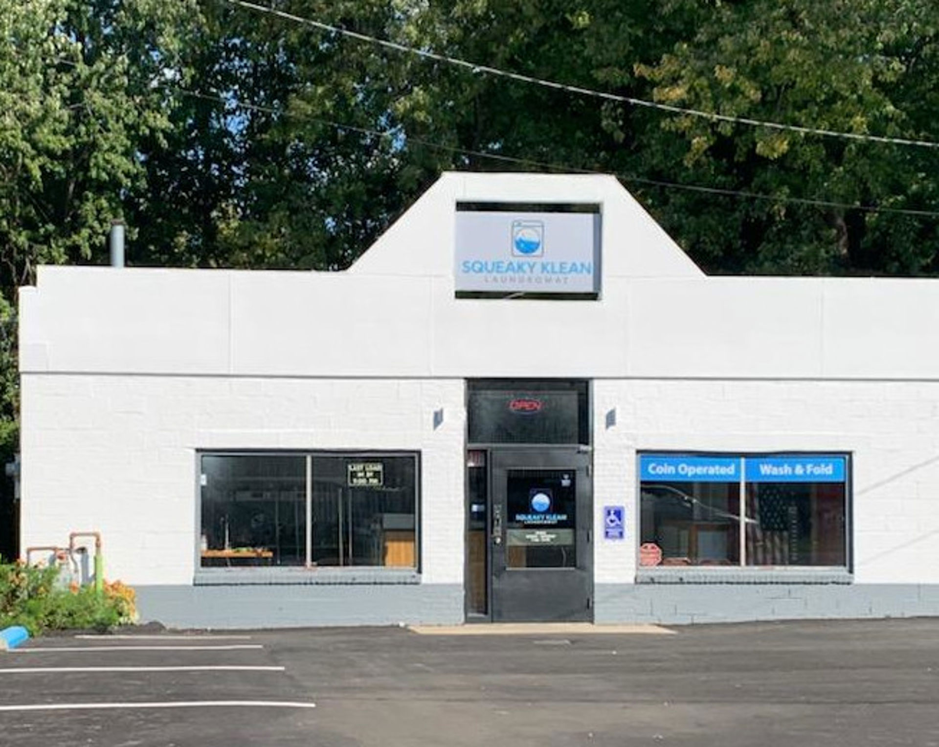 Storefront2 (1)